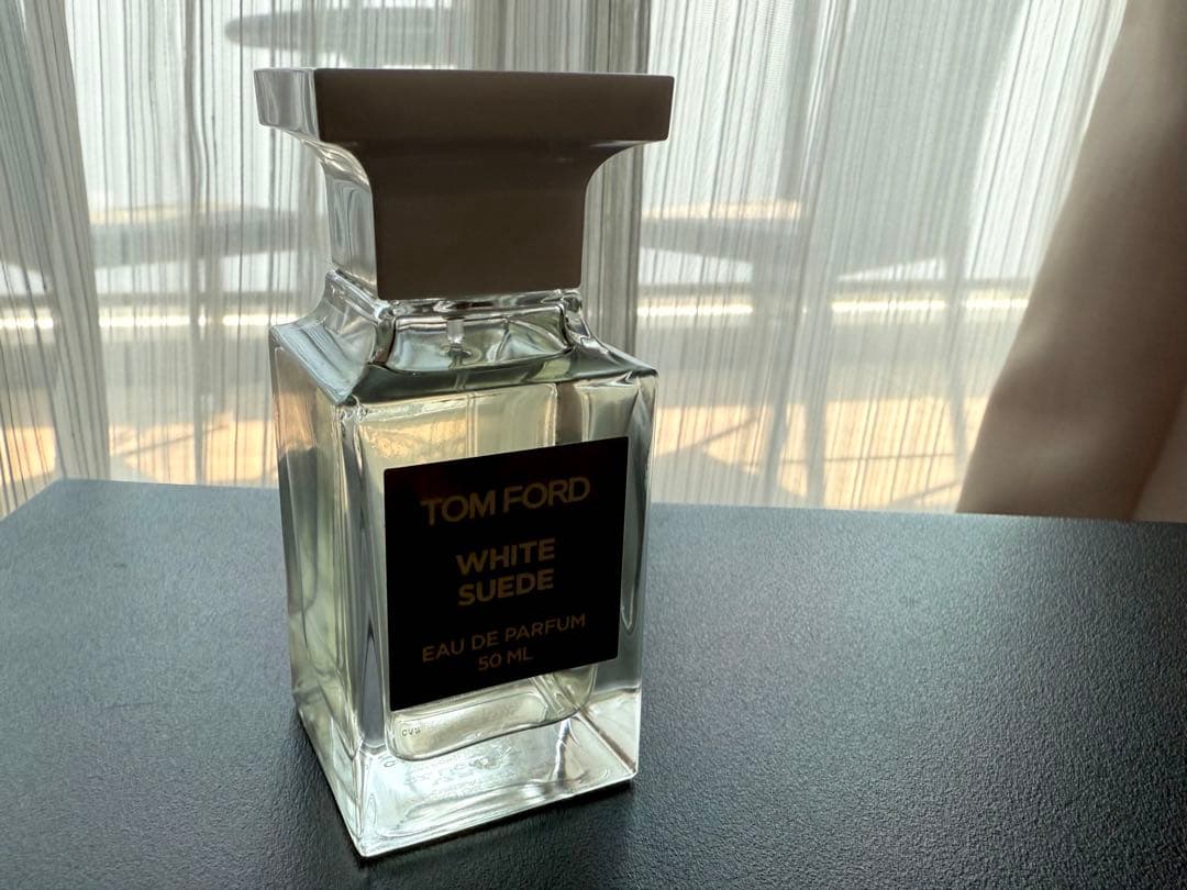 【トムフォード】ホワイト スエード オード パルファム 香水 / 50ml