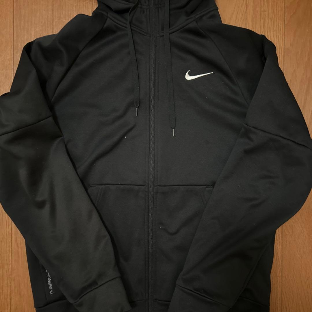 NIKE THERMA-FIT スウェット上下 黒