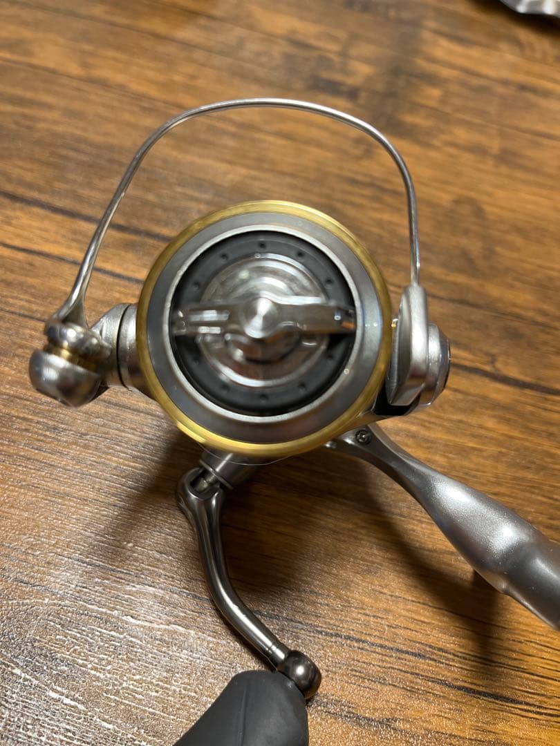 SHIMANO BIOMASTER C2000HGS スピニングリール