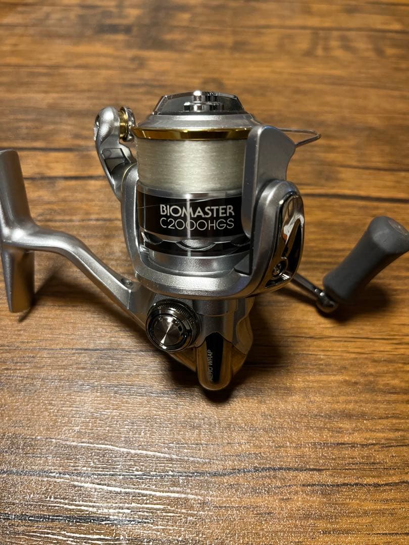 SHIMANO BIOMASTER C2000HGS スピニングリール