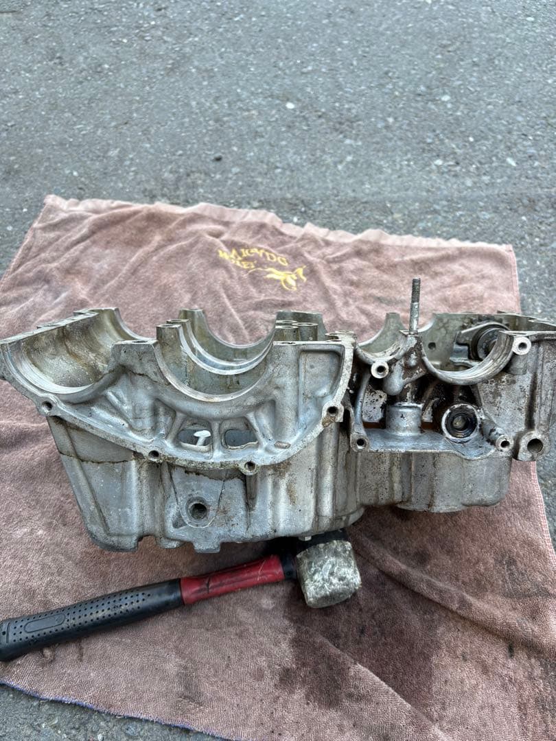 GS400E クランクケース 腰下　下側のみ