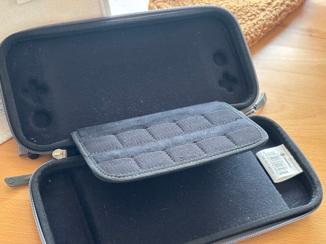 Nintendo Switch 本体(ジェラピケのケース オマケ付き)